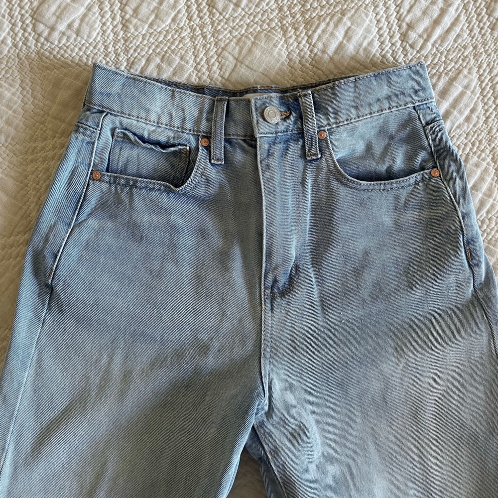 90’s Light Wash Denim Jeans